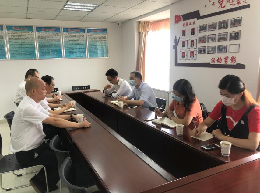 民建黄冈市委领导到百佳公司调研